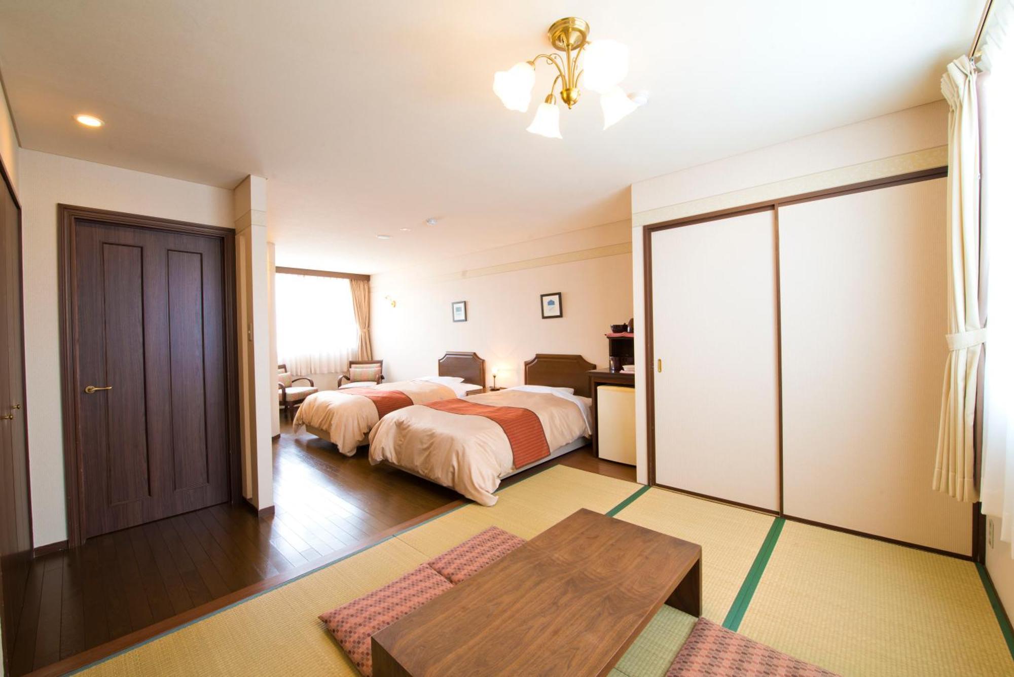Yusennosato Hotel Nadeshiko Yoro  Екстериор снимка